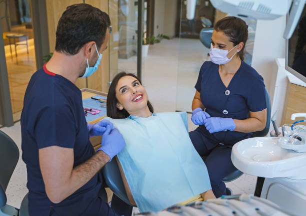 Best Root Canal Treatment  in Wellington, FL